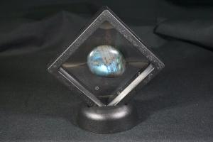 Labradorite Polished Pebble, from Madagascar (REF:LPM11)