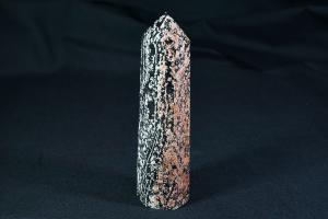 Red Snowflake Obsidian Obelisk (REF:REDSNWOBE1)