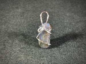 Labradorite Hand Wired Pendant (REF:LABHW3)