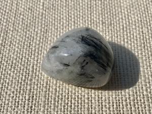 Quartz - with Black Tourmaline, Weight 28.4g Tumble Stone (Tourmalinated)  (Ref IND9)