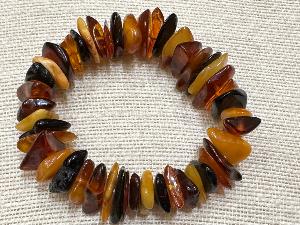 Amber - Large Chip Mixed Colours of Lithuanian Amber - Elasticated Bead Bracelet ( Ref AMJ11)