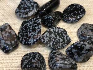 Obsidian - Snowflake - 2 cm up to 10g Tumbled Stone (selected)