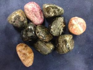 Drilled - Tourmaline (various colours) - Tumbled stone (Selected)