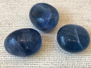 Fluorite - Blue - 12g to 17g Tumbled stone (Selected)